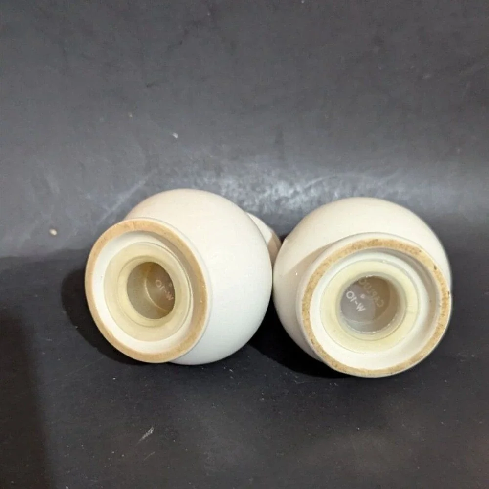 Pfaltzgraff Gazebo White Salt & Pepper Shakers Vintage Ceramic 3 Inches Pre-Owne